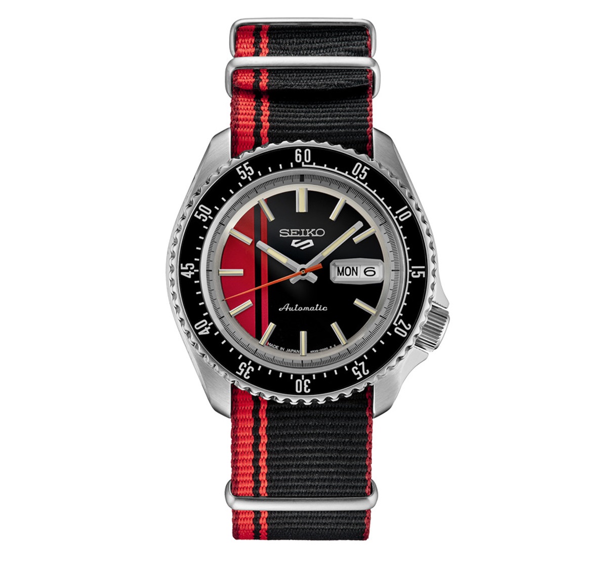 Seiko 5 Sports U.S. Special Red Automatic Herreur